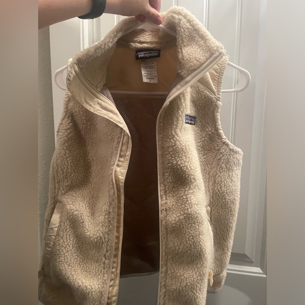 Pentagon vest, size small, cream color